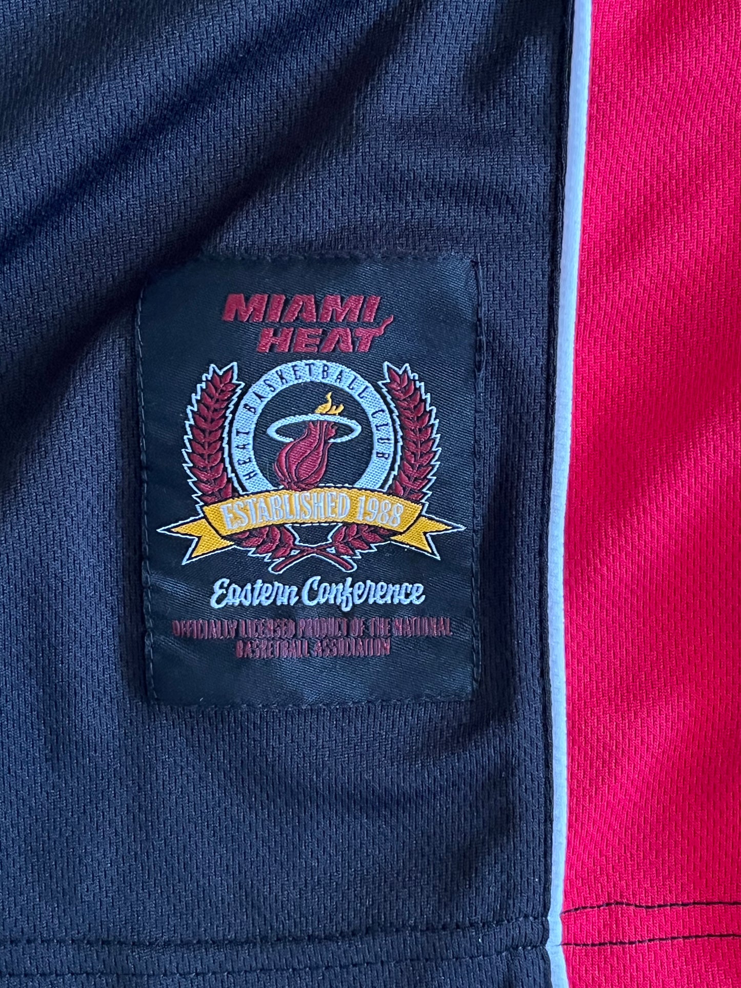 Miami Heat Button Down Shooting Shirt Mens Size: Large