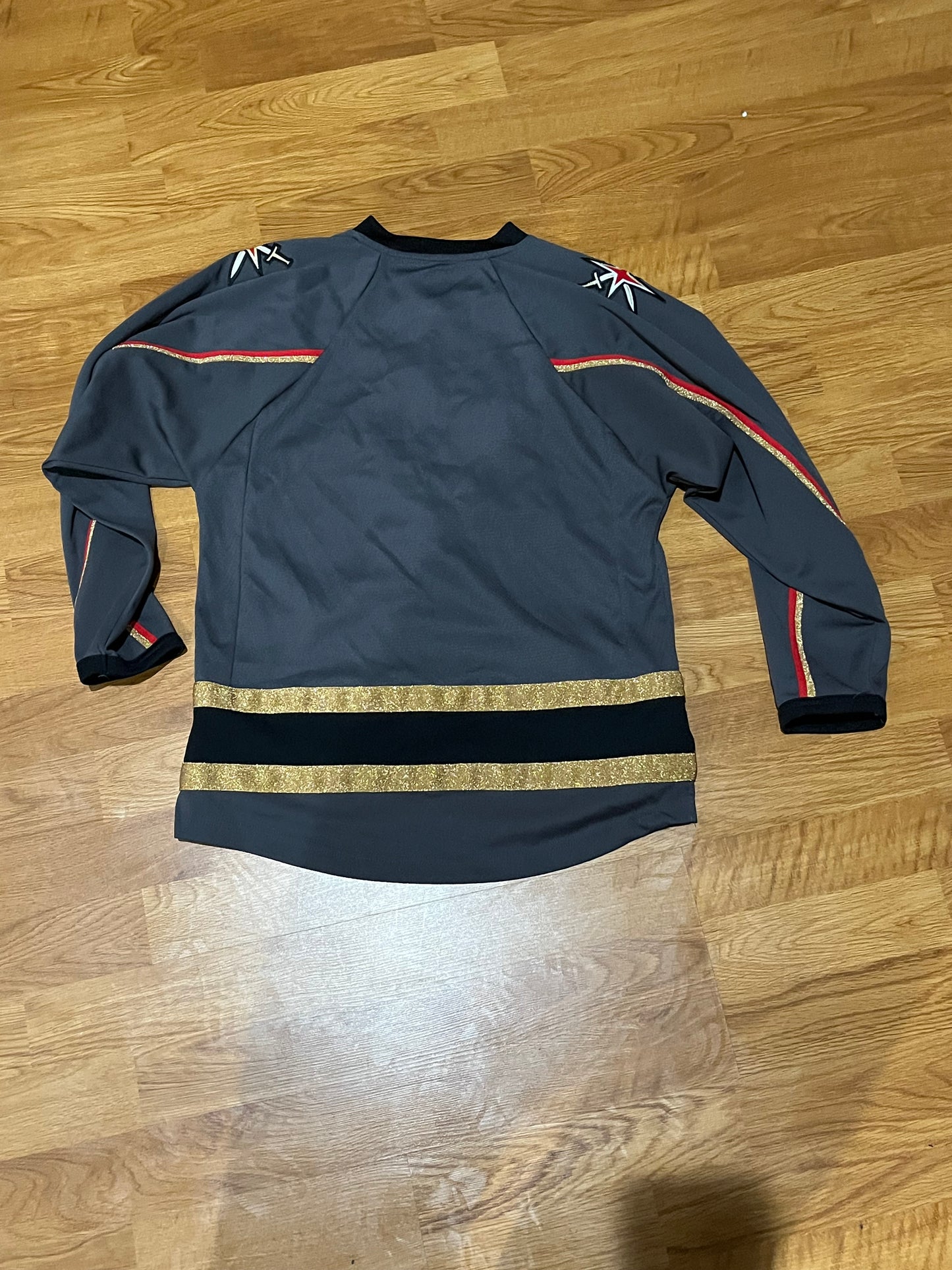 Las Vegas Golden Knights Hockey Jersey by NHL Youth Boys Size: 14/16