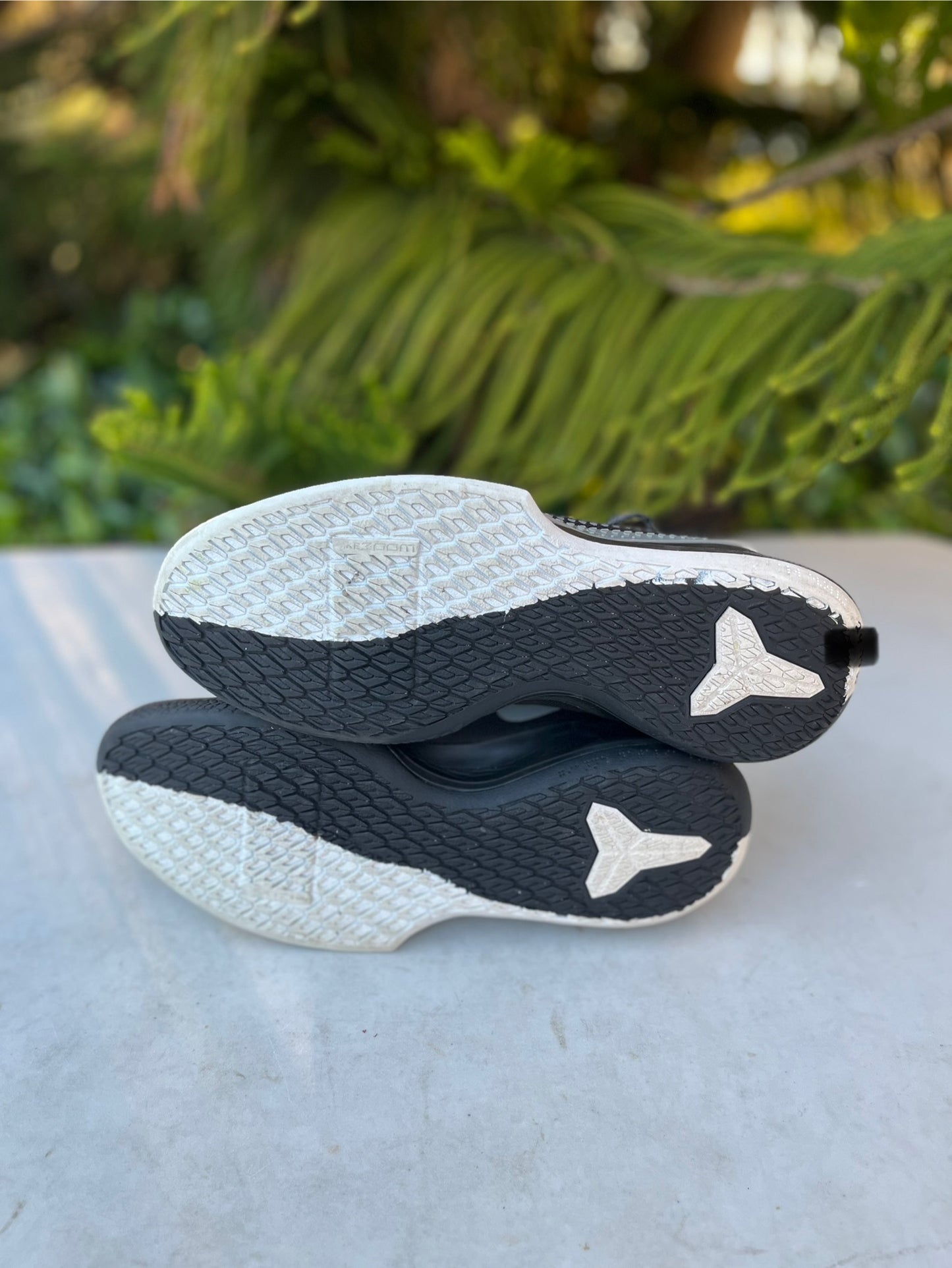 Nike Mamba Fury Snakeskin Basketball Shoes (Mens Size: 8.5) (Womens Size: 10)