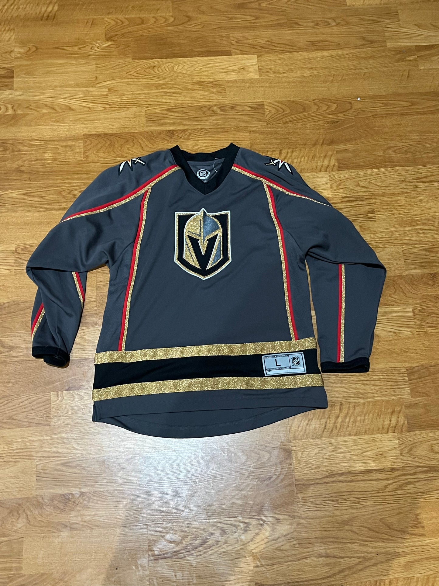 Las Vegas Golden Knights Hockey Jersey by NHL Youth Boys Size: 14/16