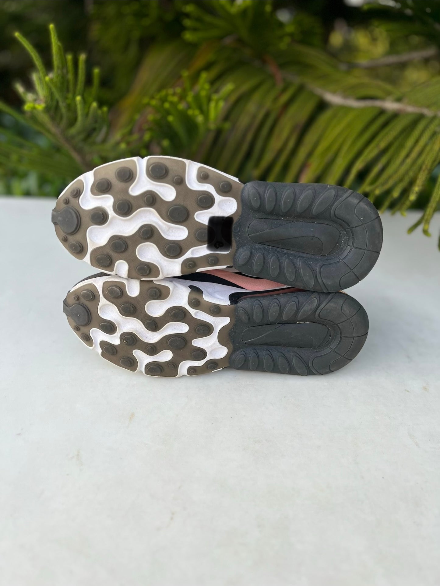 Nike Air Max React 270 Running Shoes Womens Size: 7