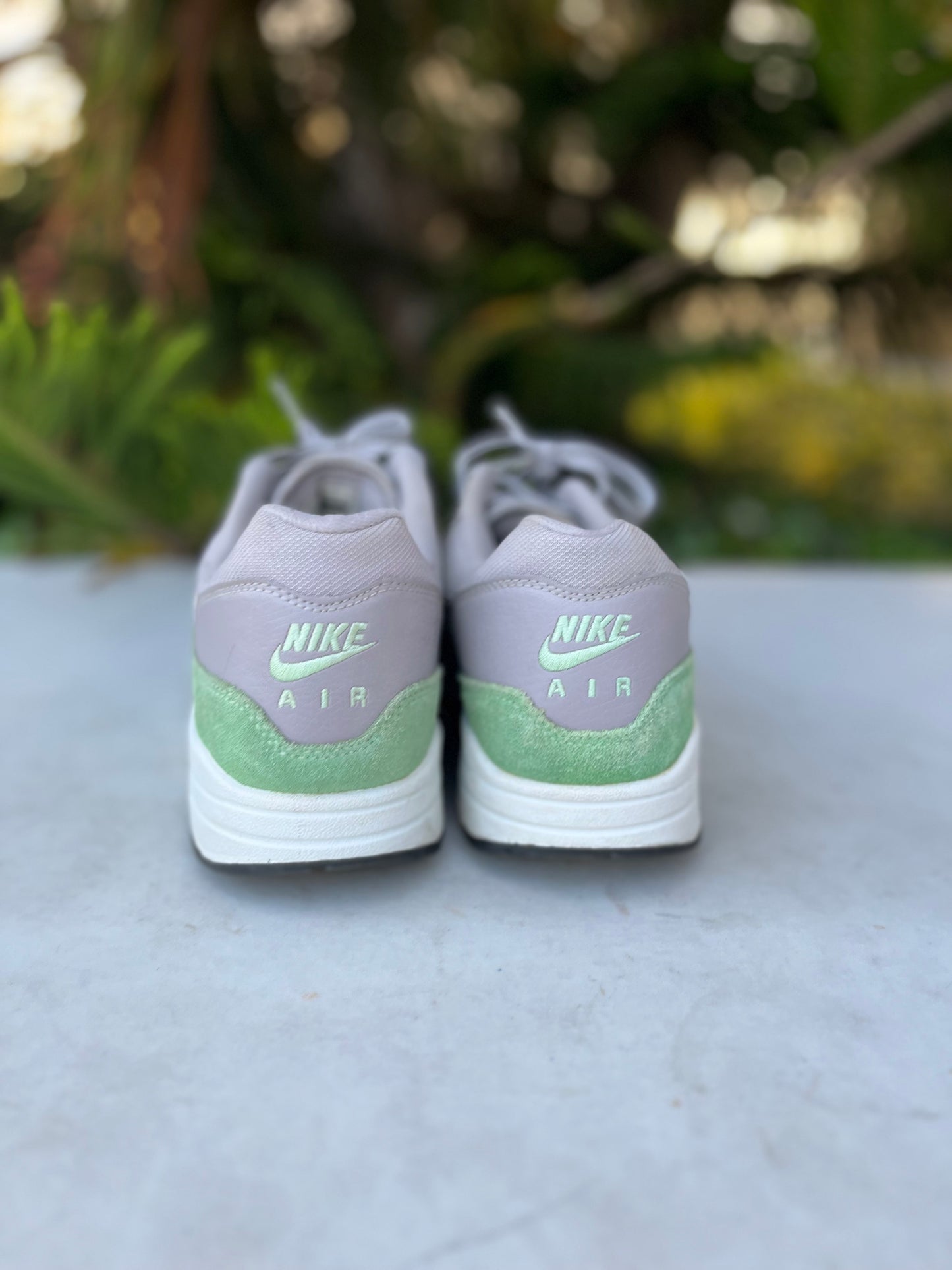 Nike Air Max 1 Atmosphere Grey Running Shoes Mens Size: 10.5