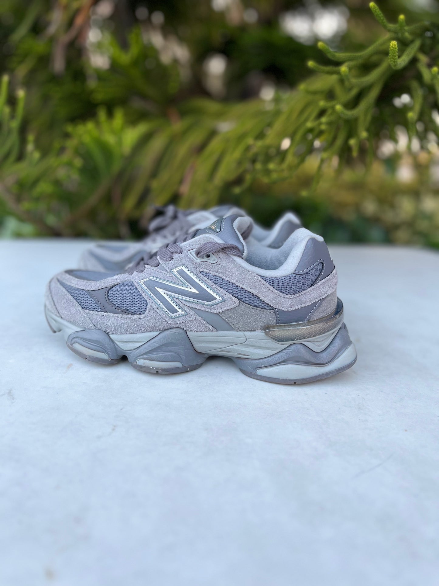 New Balance 9060 Magnet Running Shoes (Boys Size: 5.5Y) (Womens Size: 7)