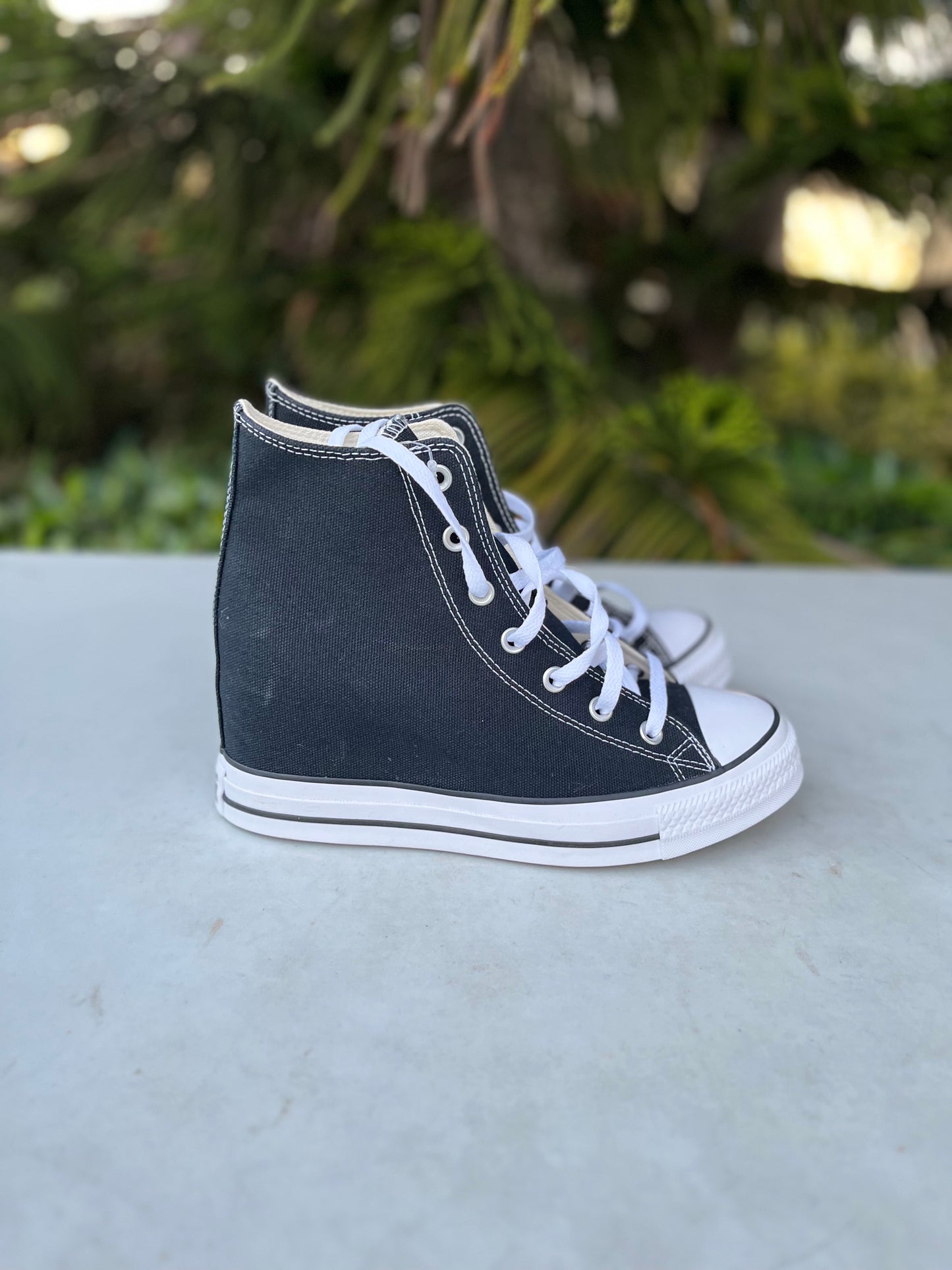 Converse Chuck Taylor All-Star Hidden Wedge Shoes Womens Size: 10