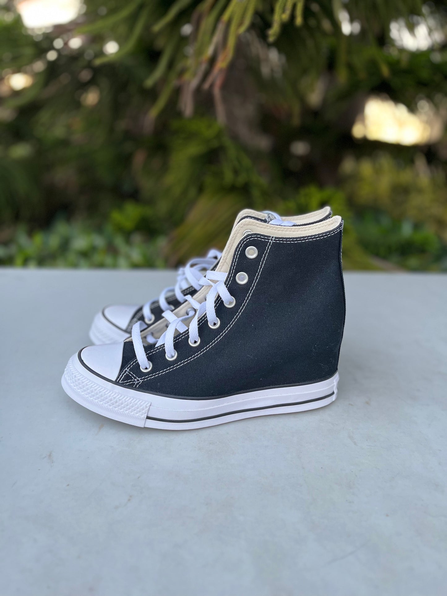 Converse Chuck Taylor All-Star Hidden Wedge Shoes Womens Size: 10