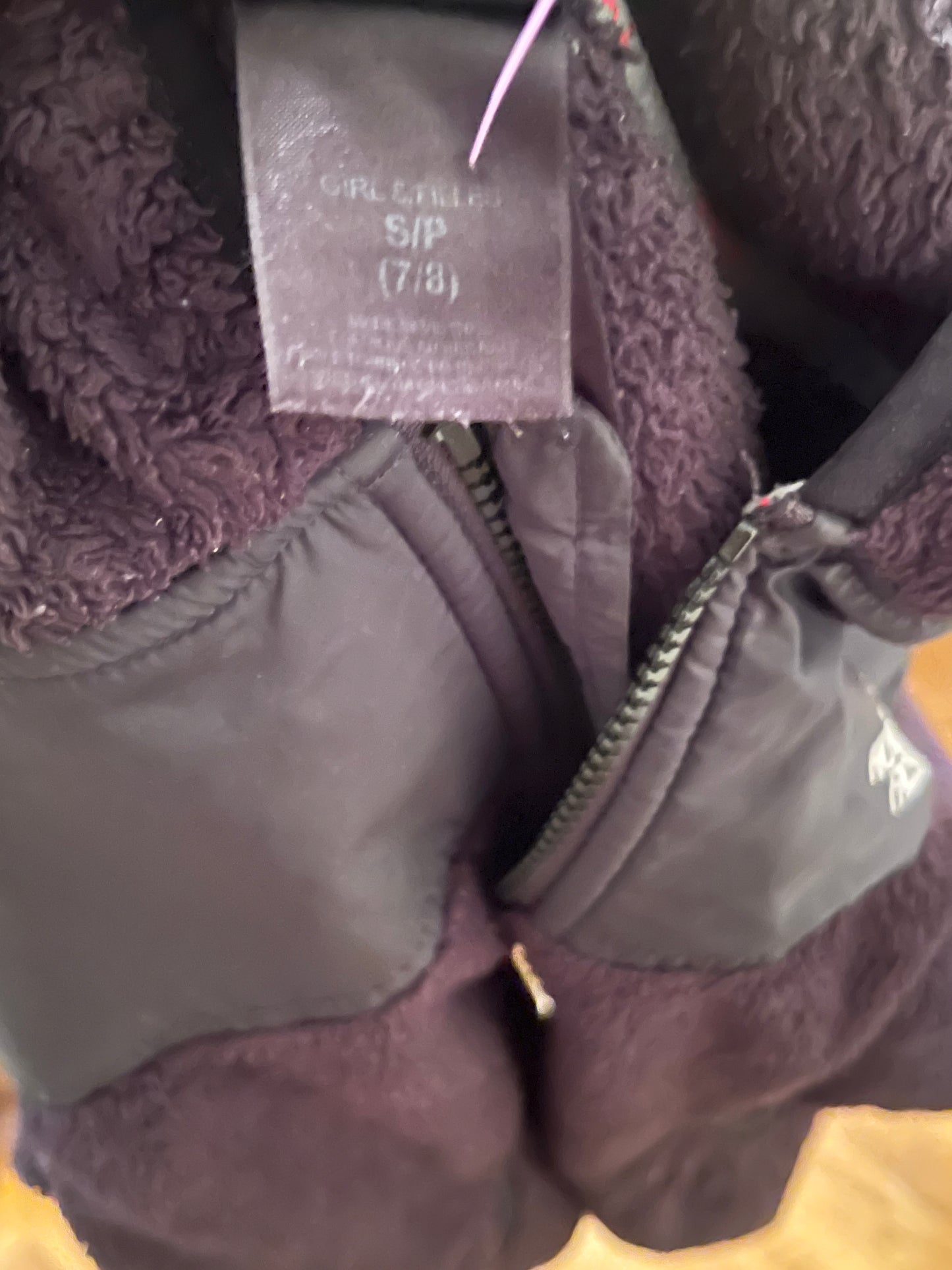 The North Face Hooded Full-Zip Fleece Jacket Size: Small (7-8)