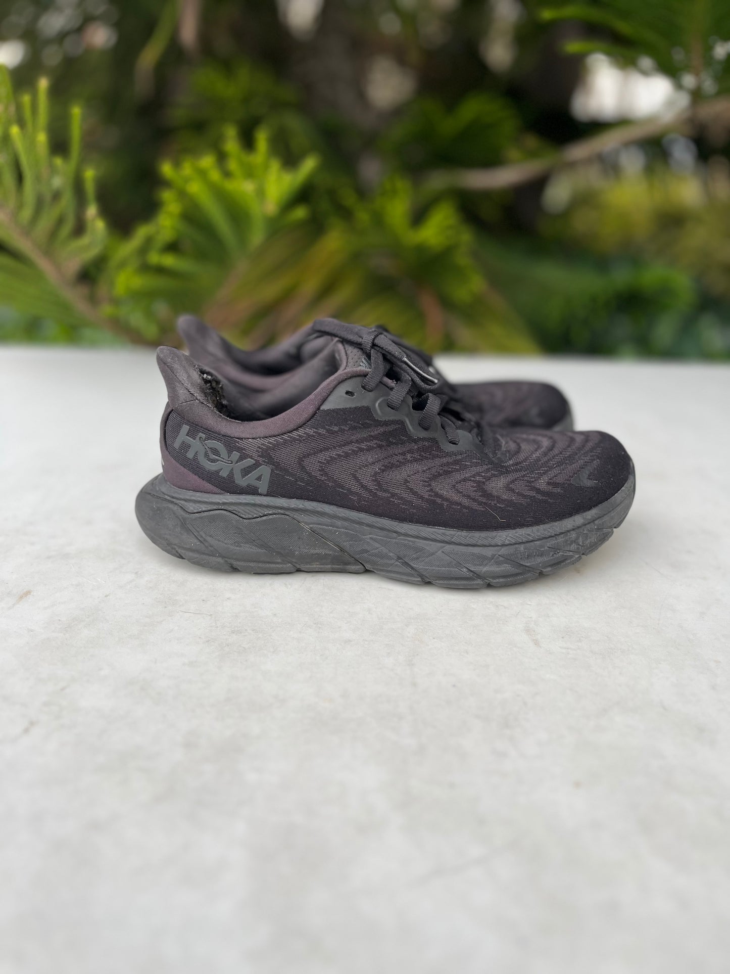Hoka One One Warahi 6 Running Shoes Boys Size: 6Y