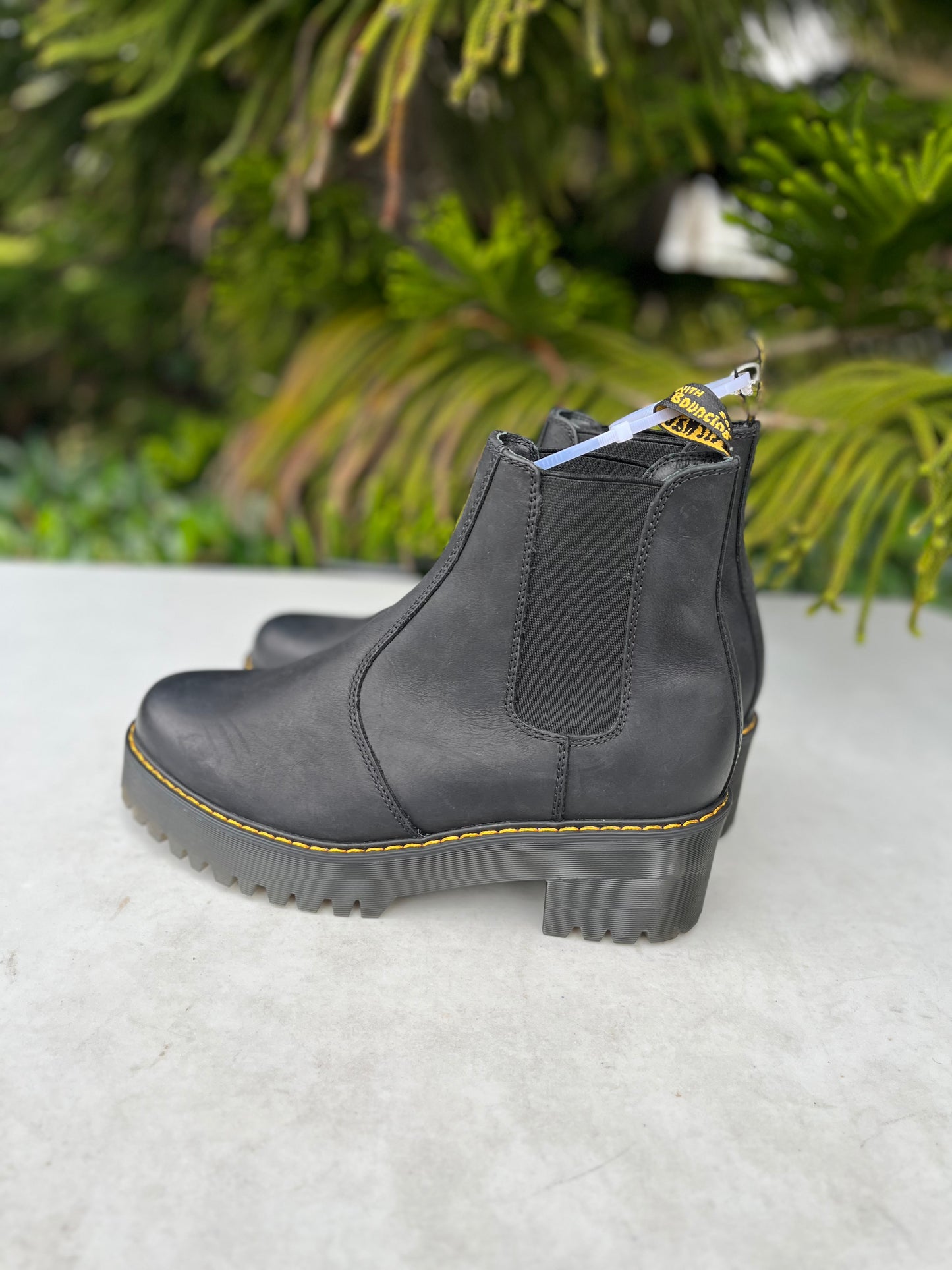 Dr. Martens Sanguine Chelsea Bootie Womens Size: 11